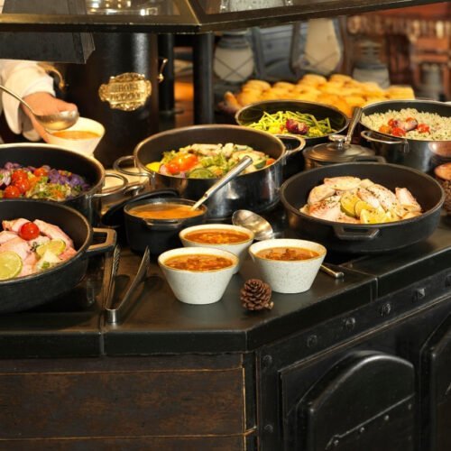 12 Salatbuffet im Hunters Grill der Sequoia Lodge