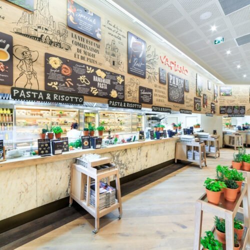 6 Gegen Vapianos mit Grünpflanzen in Containern