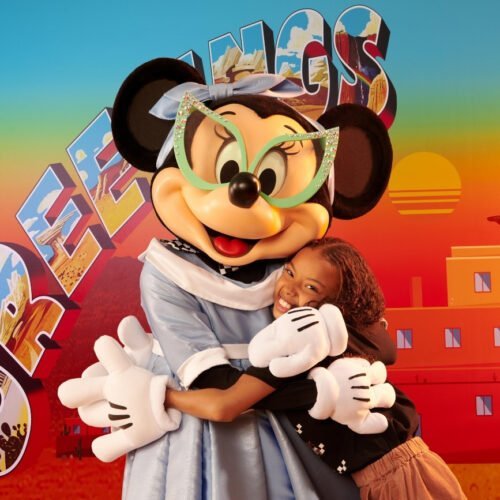 13 Kind trifft Minnie Mouse im Disney Hotel Santa Fe