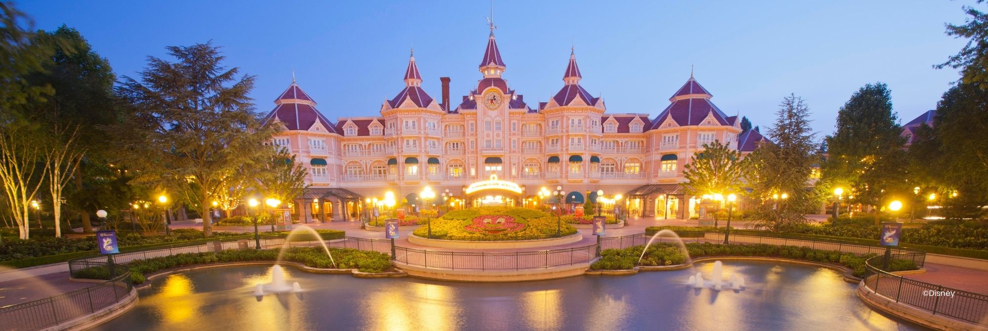 Disneyland® Hotel Eingang Disneyland®Park